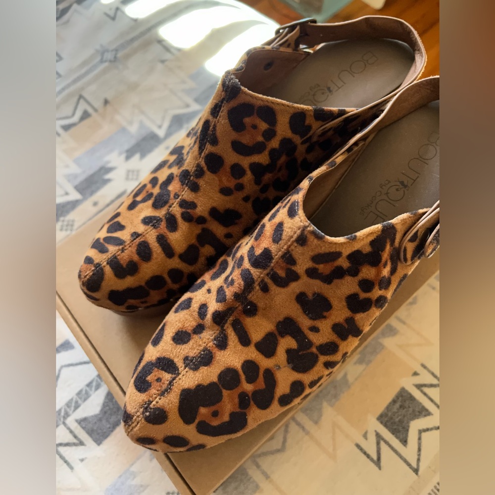 Boutique mules/clogs!! Only worn a couple of times. Very comfortable!